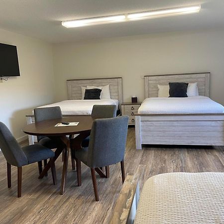 The Patch Lodge Warroad Extérieur photo