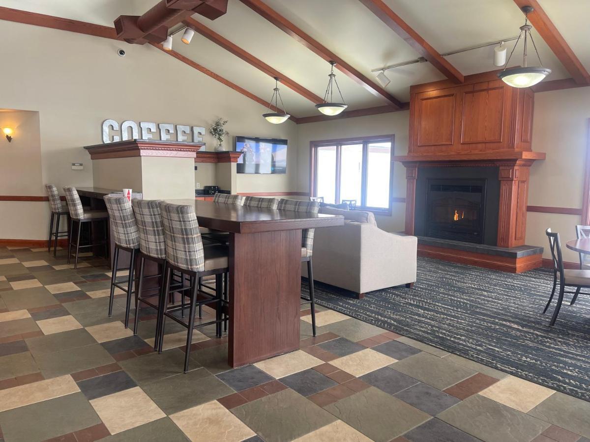 The Patch Lodge Warroad Extérieur photo
